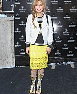 BellaThorne_0004.jpg
