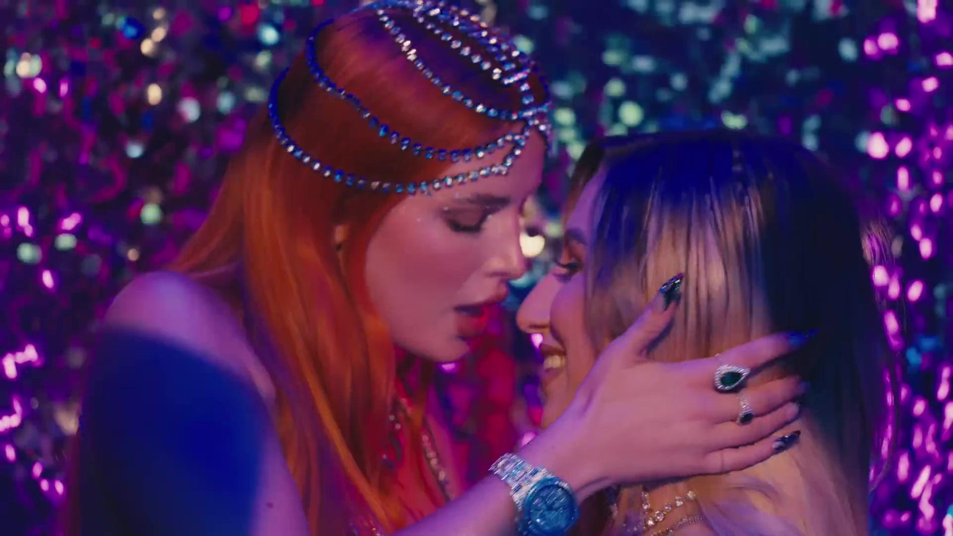 BellaJuicyJ_InYou_MV_BTD_361.jpg BellaJuicyJ_InYou_MV_BTD_361.jpg
