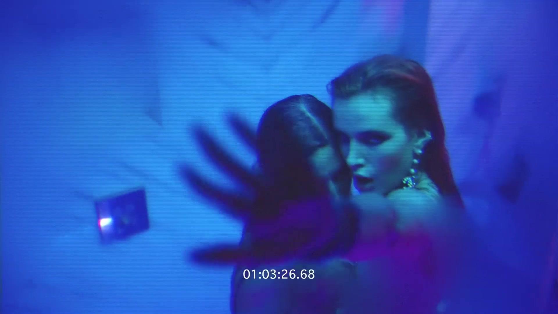 BellaJuicyJ_InYou_MV_BTD_489.jpg BellaJuicyJ_InYou_MV_BTD_489.jpg