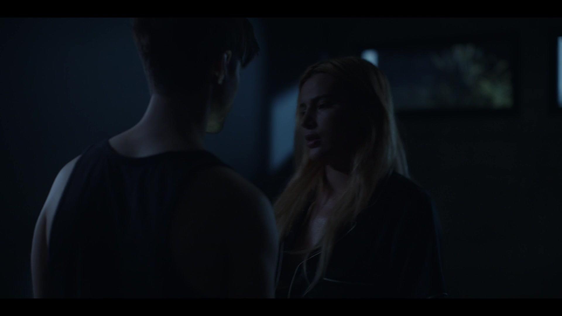 BellaScenes_AHS_2x03_BTD_0682.jpg BellaScenes_AHS_2x03_BTD_0682.jpg