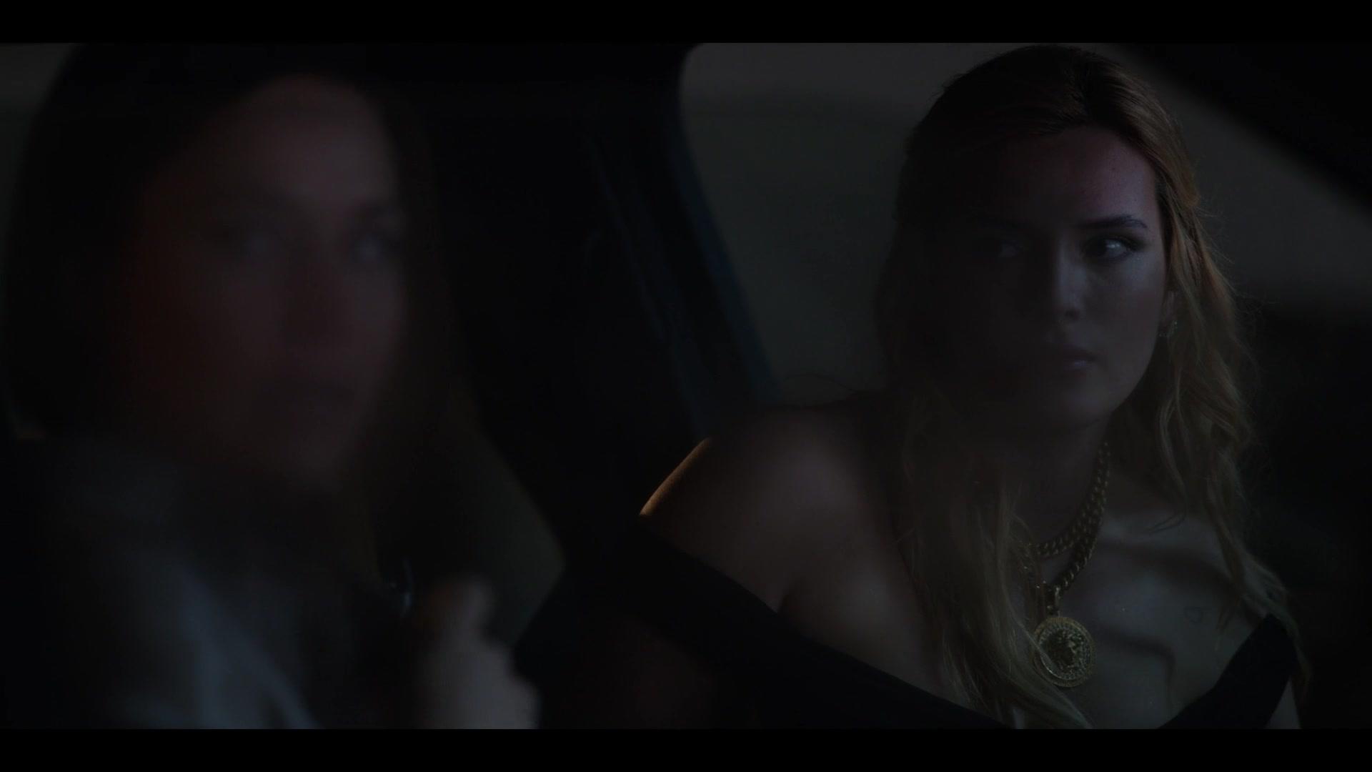 BellaScenes_AHS_2x03_BTD_0862.jpg