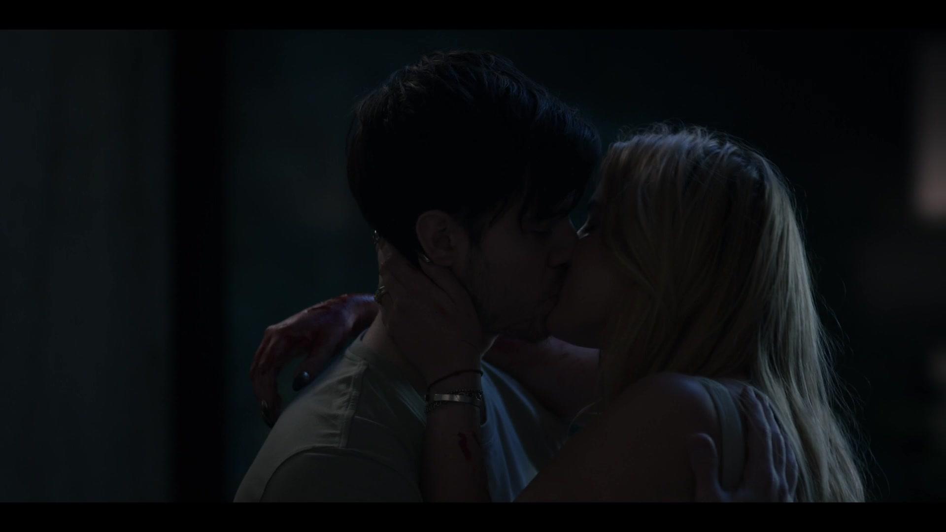 BellaScenes_AHS_2x03_BTD_2632.jpg