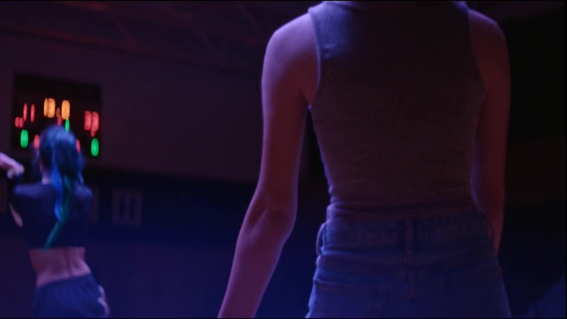 BellaScenes_AssassinationNation_BTD_450.jpg BellaScenes_AssassinationNation_BTD_450.jpg