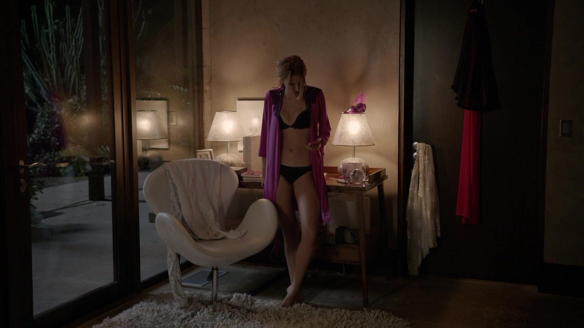 BellaScenes_ScreamTVSeries_1x01_BTD_330.jpg