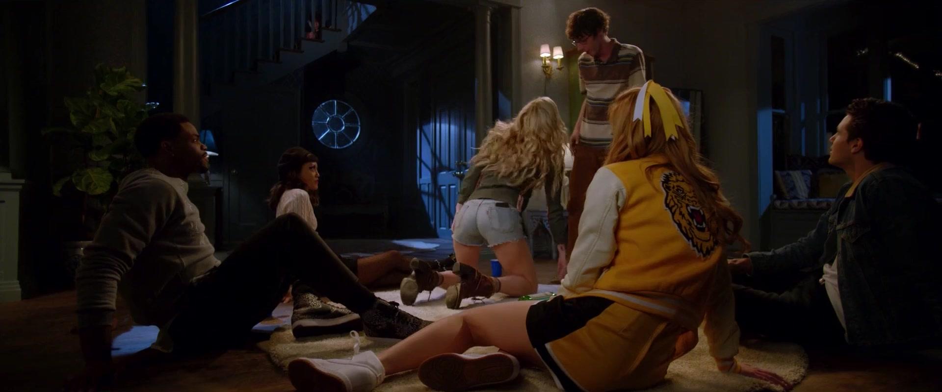 BellaScenes_TheBabysitter_BTD_0299.jpg