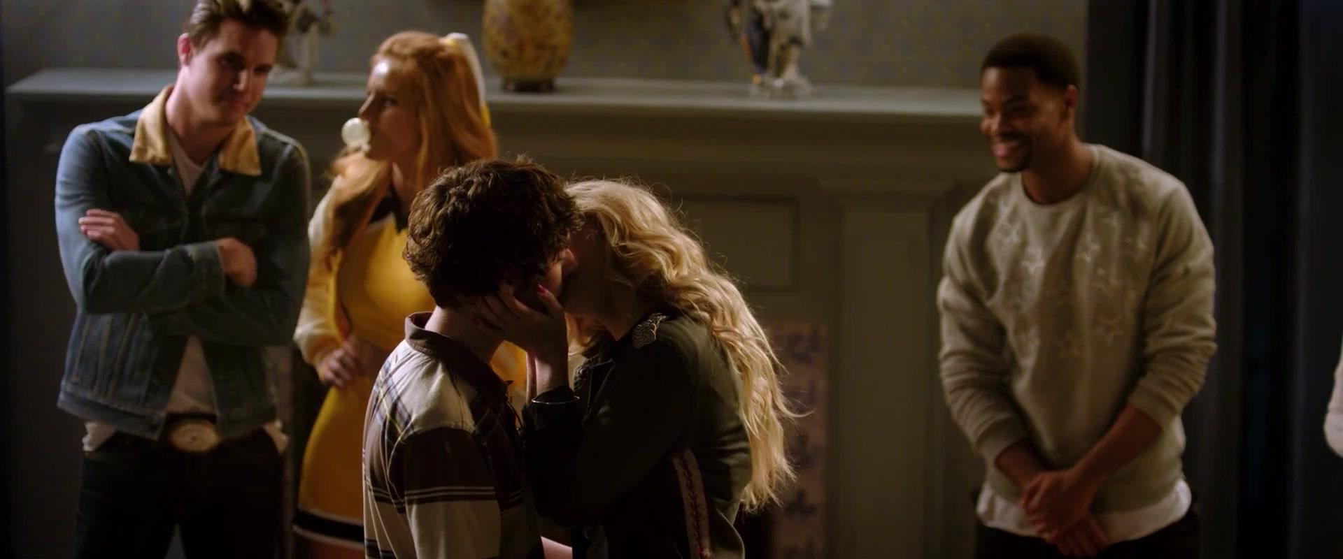 BellaScenes_TheBabysitter_BTD_0313.jpg