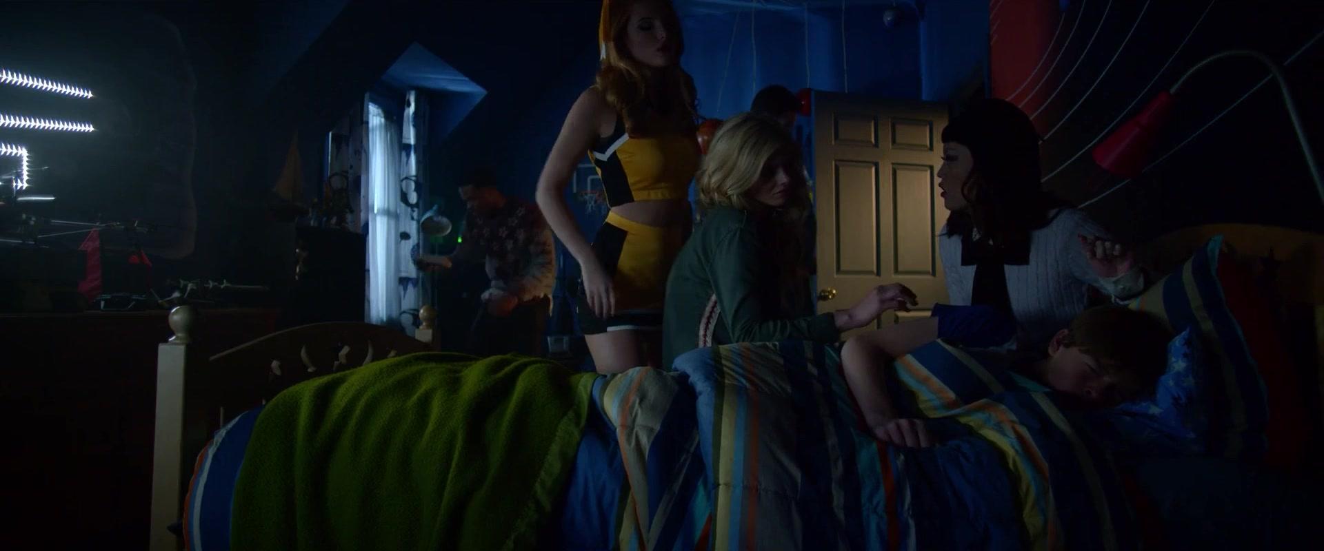 BellaScenes_TheBabysitter_BTD_0506.jpg