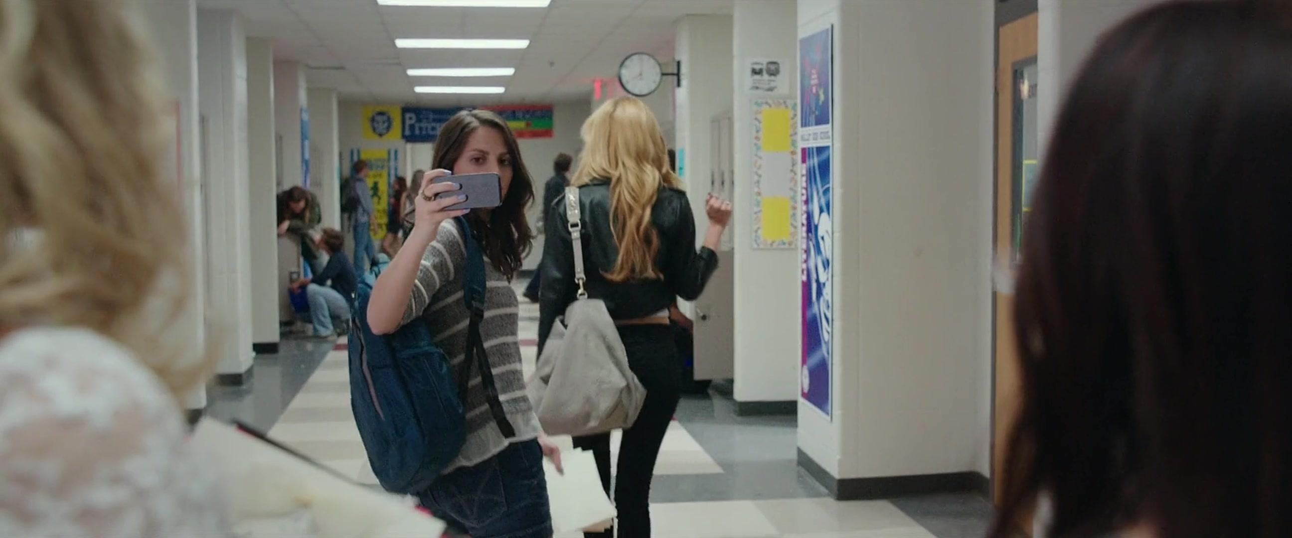 BellaScenes_TheDuff_BTD_0296.jpg BellaScenes_TheDuff_BTD_0296.jpg