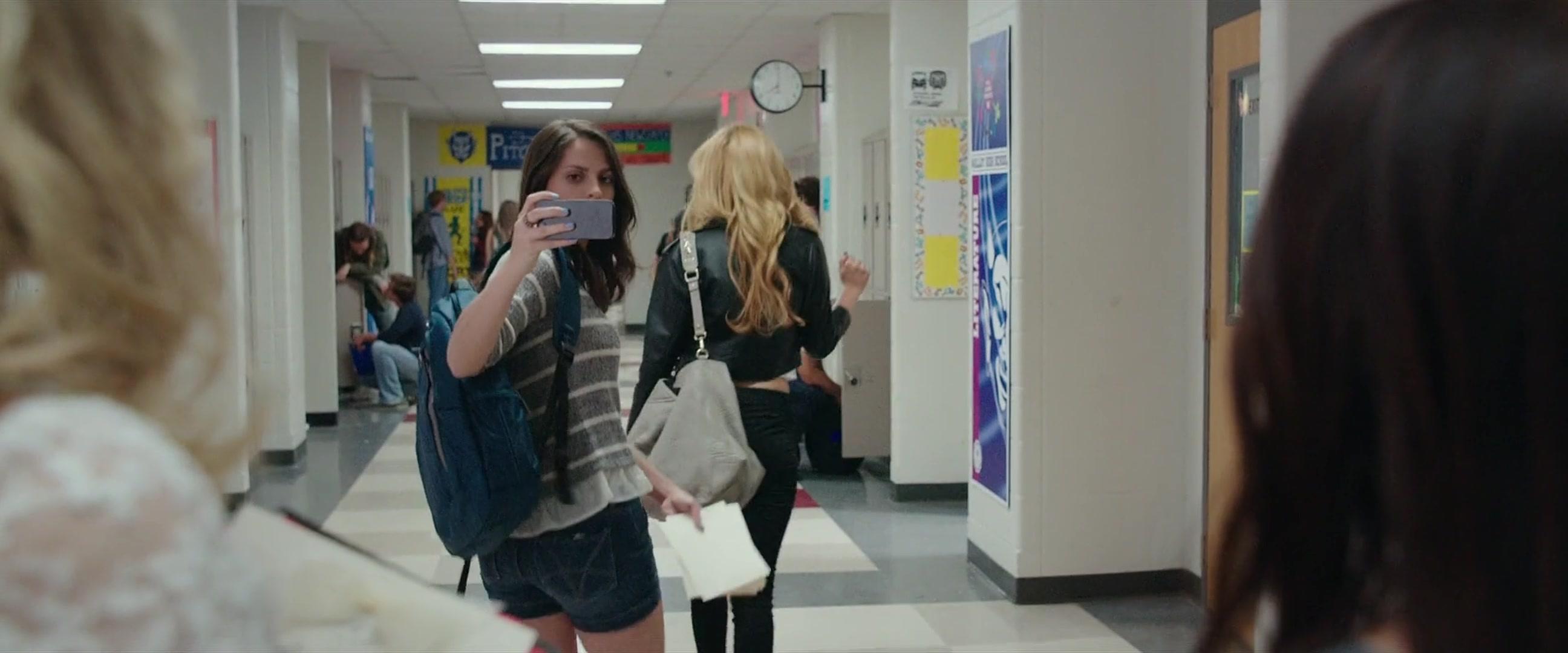 BellaScenes_TheDuff_BTD_0297.jpg BellaScenes_TheDuff_BTD_0297.jpg