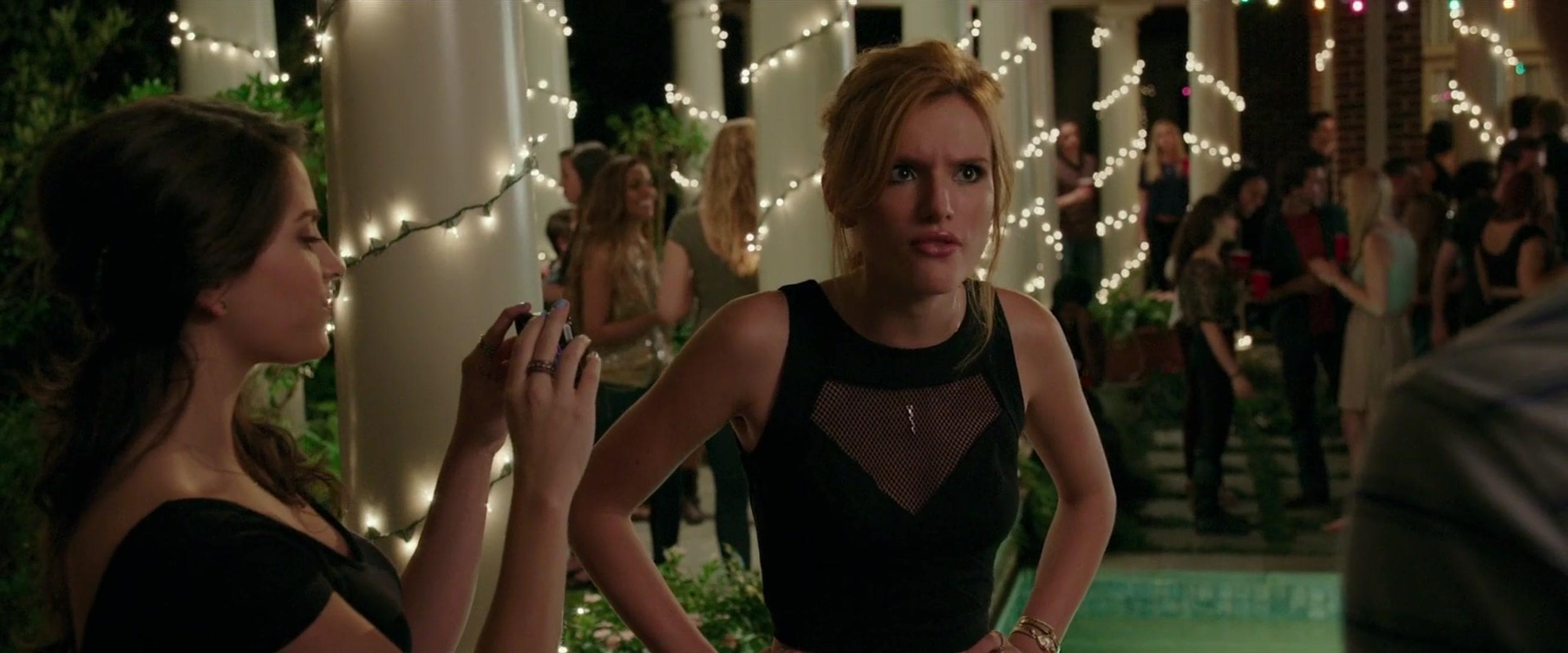 BellaScenes_TheDuff_BTD_0704.jpg BellaScenes_TheDuff_BTD_0704.jpg