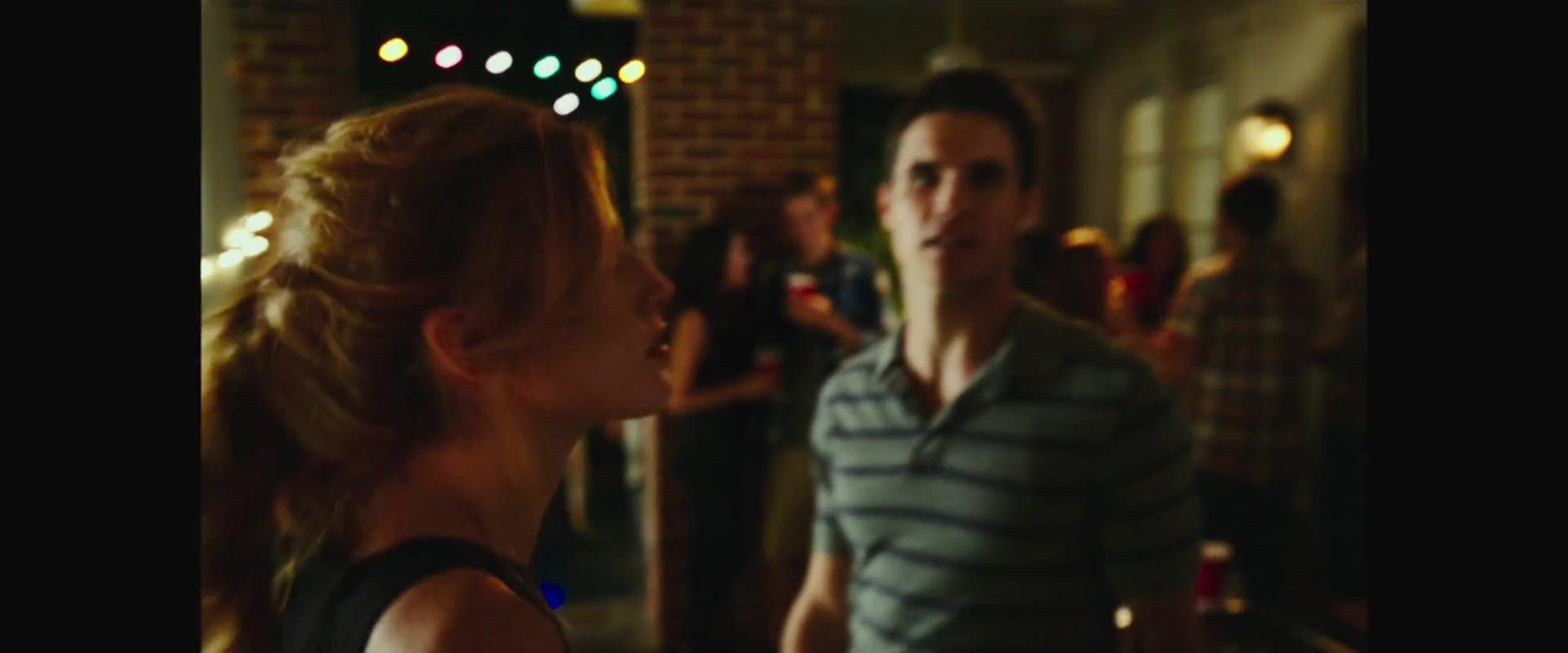 BellaScenes_TheDuff_BTD_0726.jpg BellaScenes_TheDuff_BTD_0726.jpg