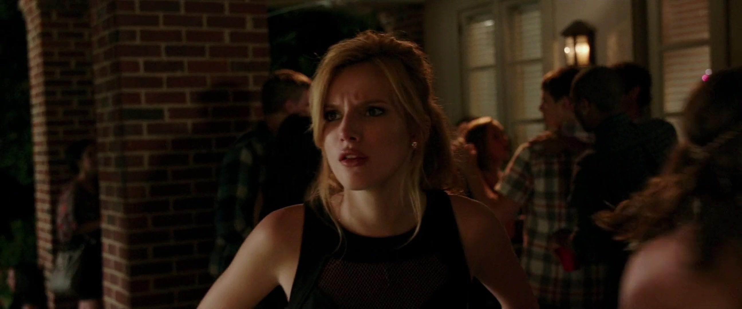 BellaScenes_TheDuff_BTD_0850.jpg BellaScenes_TheDuff_BTD_0850.jpg