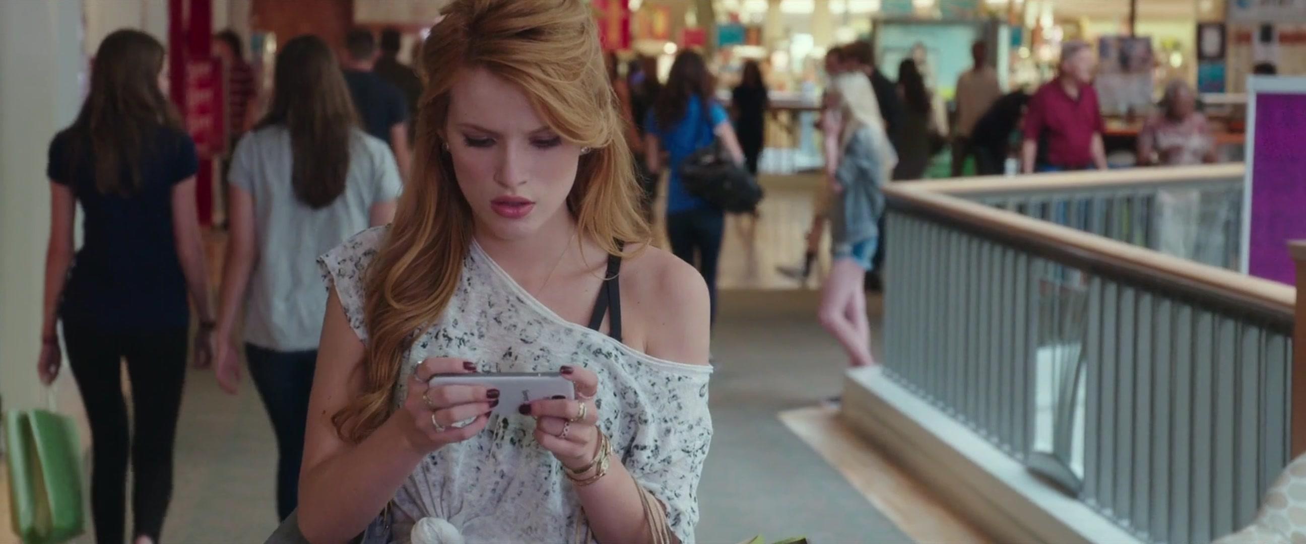 BellaScenes_TheDuff_BTD_0927.jpg BellaScenes_TheDuff_BTD_0927.jpg