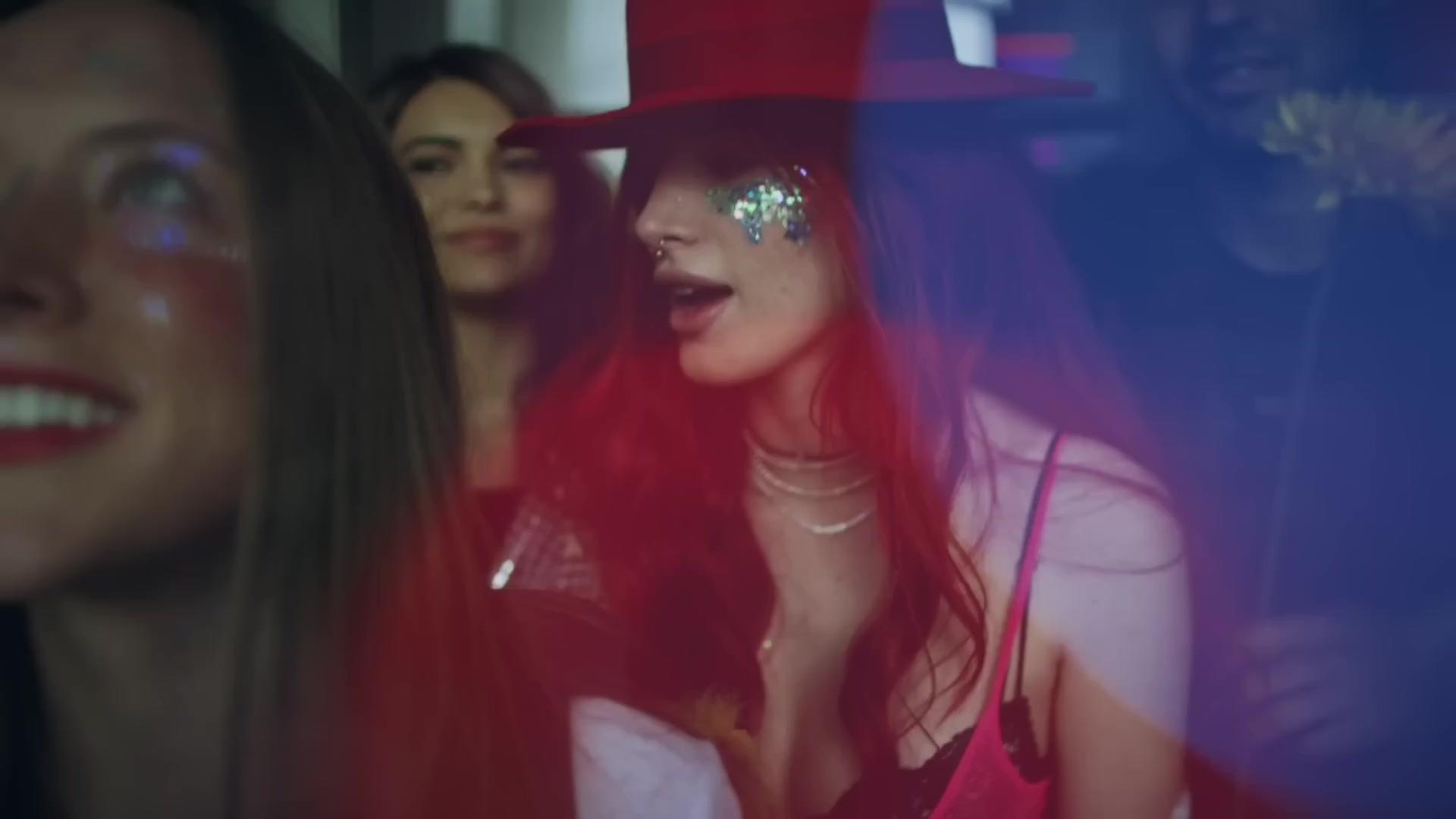 Bella_BTCH_MBELLATHORNE_MV_BTD_262.jpg