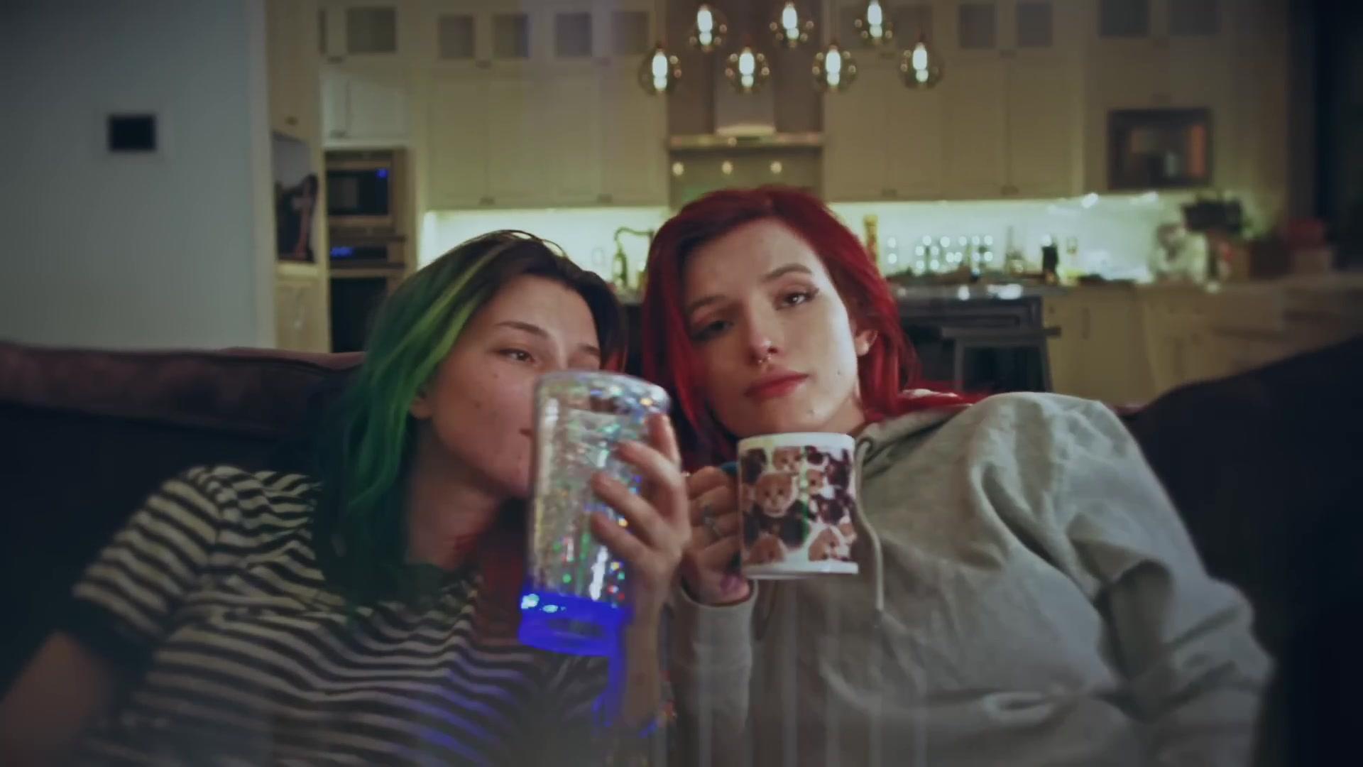 Bella_BTCH_MBELLATHORNE_MV_BTD_445.jpg