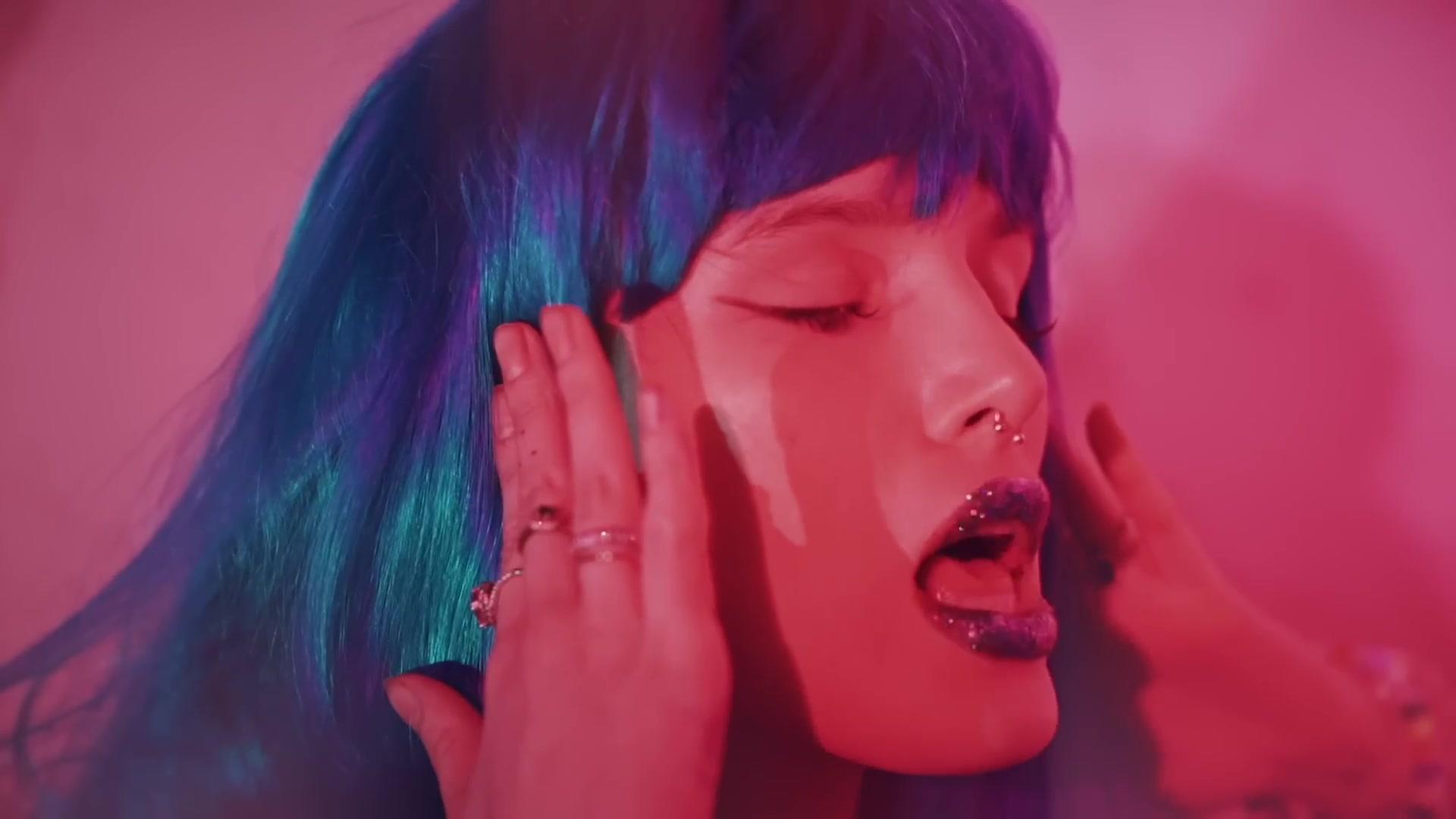 Bella_BTCH_MBELLATHORNE_MV_BTD_463.jpg