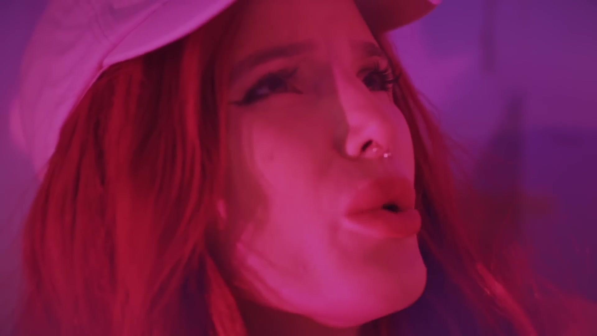 Bella_BTCH_MBELLATHORNE_MV_BTD_470.jpg