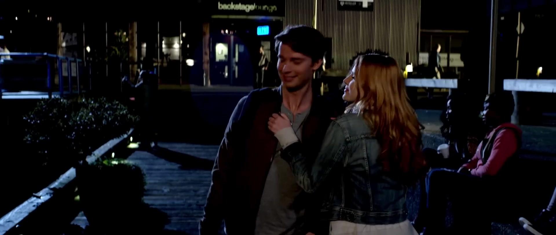 Bella_BurnSoBright_MV_MidnightSun_BTD_224.jpg Bella_BurnSoBright_MV_MidnightSun_BTD_224.jpg