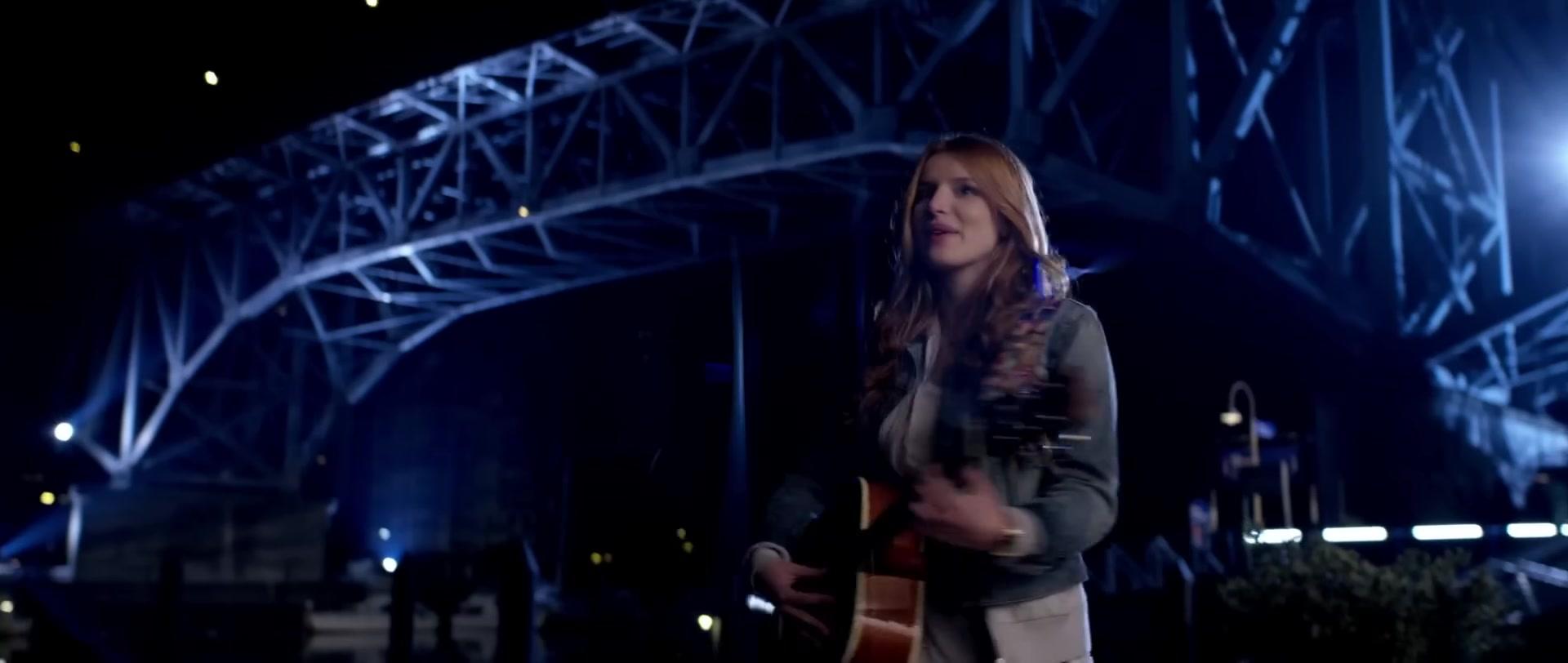 Bella_BurnSoBright_MV_MidnightSun_BTD_232.jpg