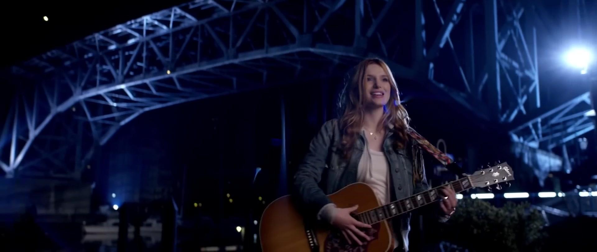 Bella_BurnSoBright_MV_MidnightSun_BTD_233.jpg