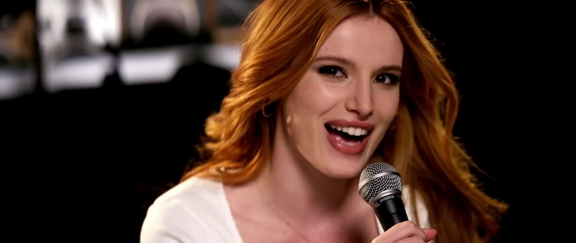 Bella_BurnSoBright_MV_MidnightSun_BTD_324.jpg Bella_BurnSoBright_MV_MidnightSun_BTD_324.jpg