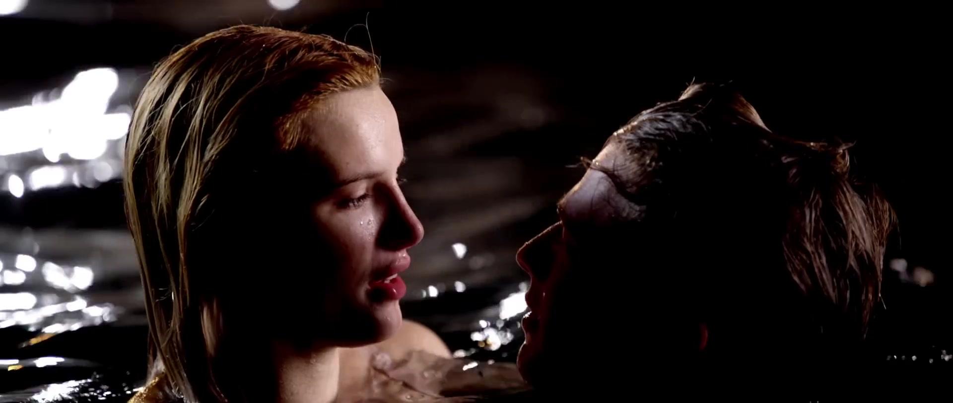 Bella_BurnSoBright_MV_MidnightSun_BTD_374.jpg