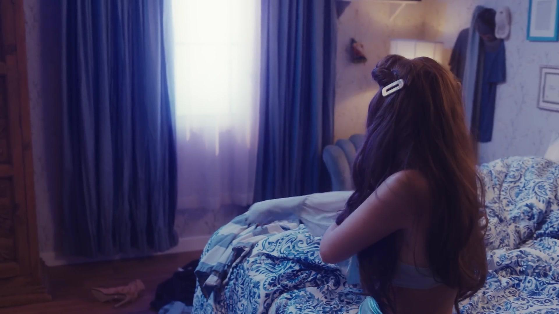 Bella_PhantomMV_BTD_0083.jpg Bella_PhantomMV_BTD_0083.jpg