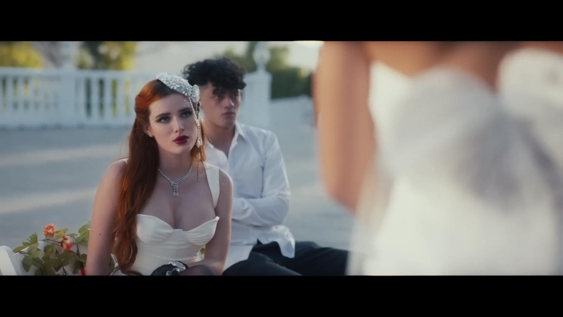 Bella_ShakeIt_MV_BTD_094.jpg