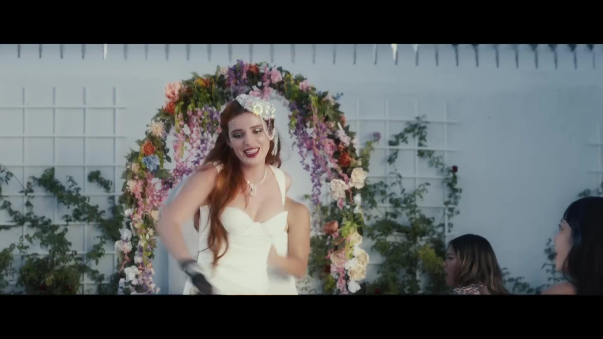 Bella_ShakeIt_MV_BTD_161.jpg
