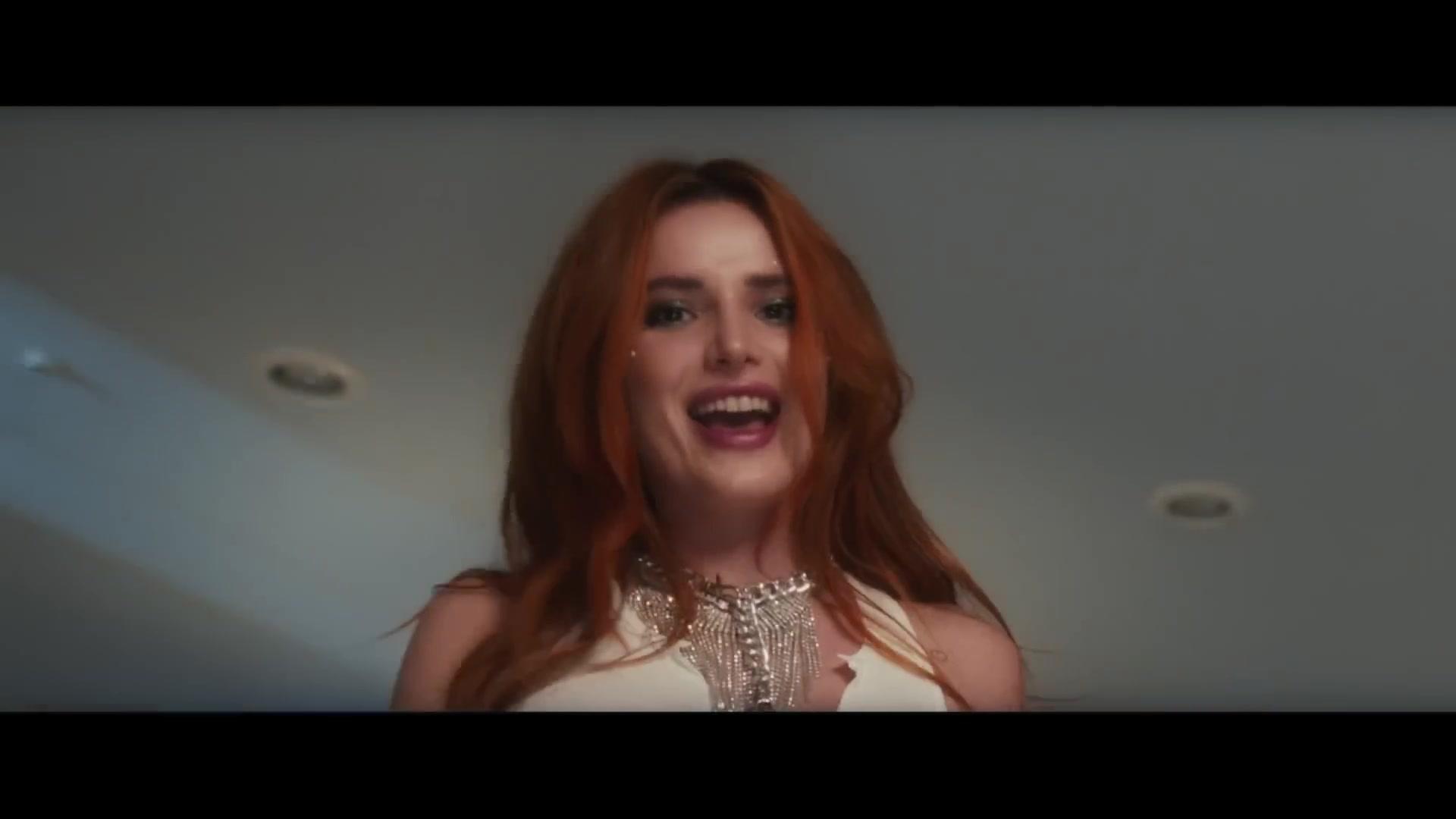 Bella_ShakeIt_MV_BTD_206.jpg