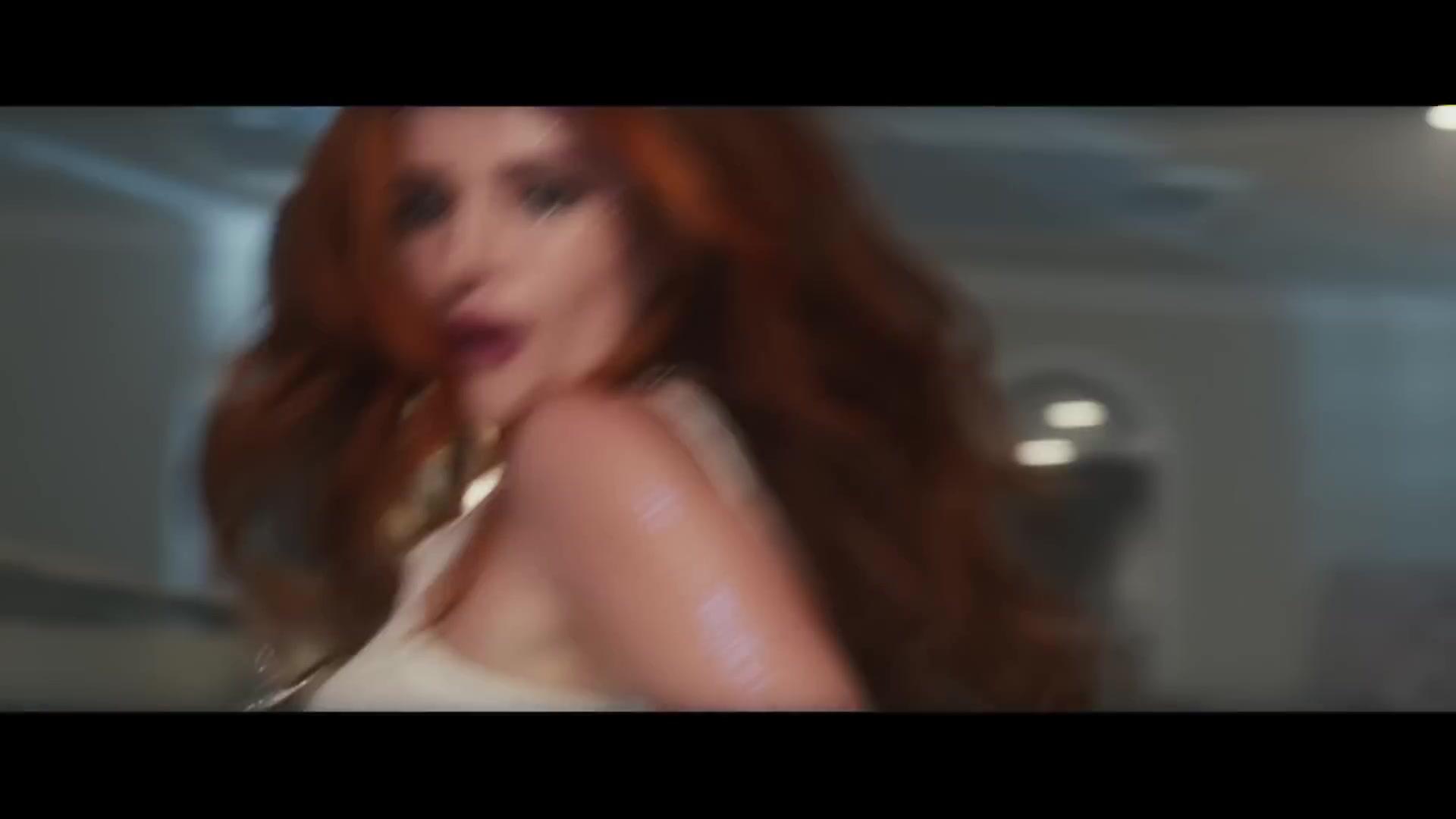 Bella_ShakeIt_MV_BTD_218.jpg