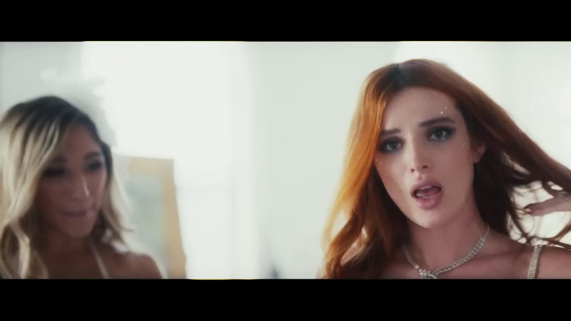 Bella_ShakeIt_MV_BTD_314.jpg