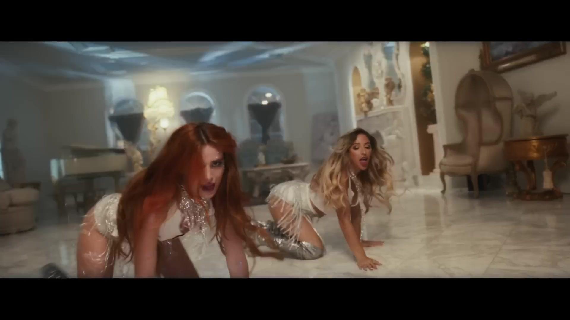 Bella_ShakeIt_MV_BTD_369.jpg Bella_ShakeIt_MV_BTD_369.jpg