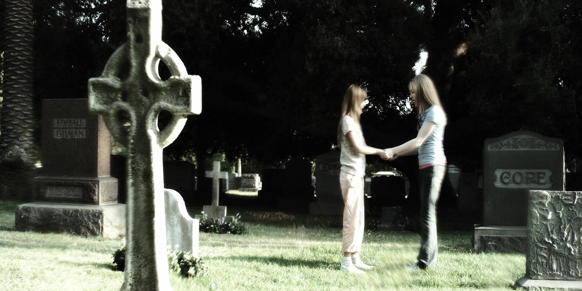 Forget_Me_Not_2009_1080p_BTD_002756.jpg