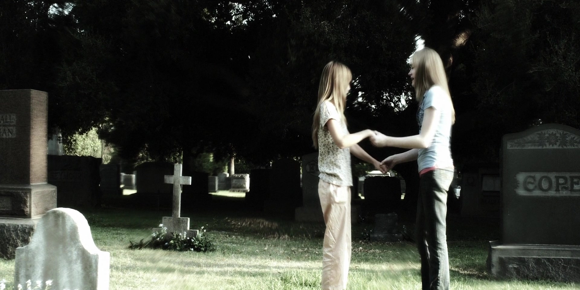 Forget_Me_Not_2009_1080p_BTD_002762.jpg