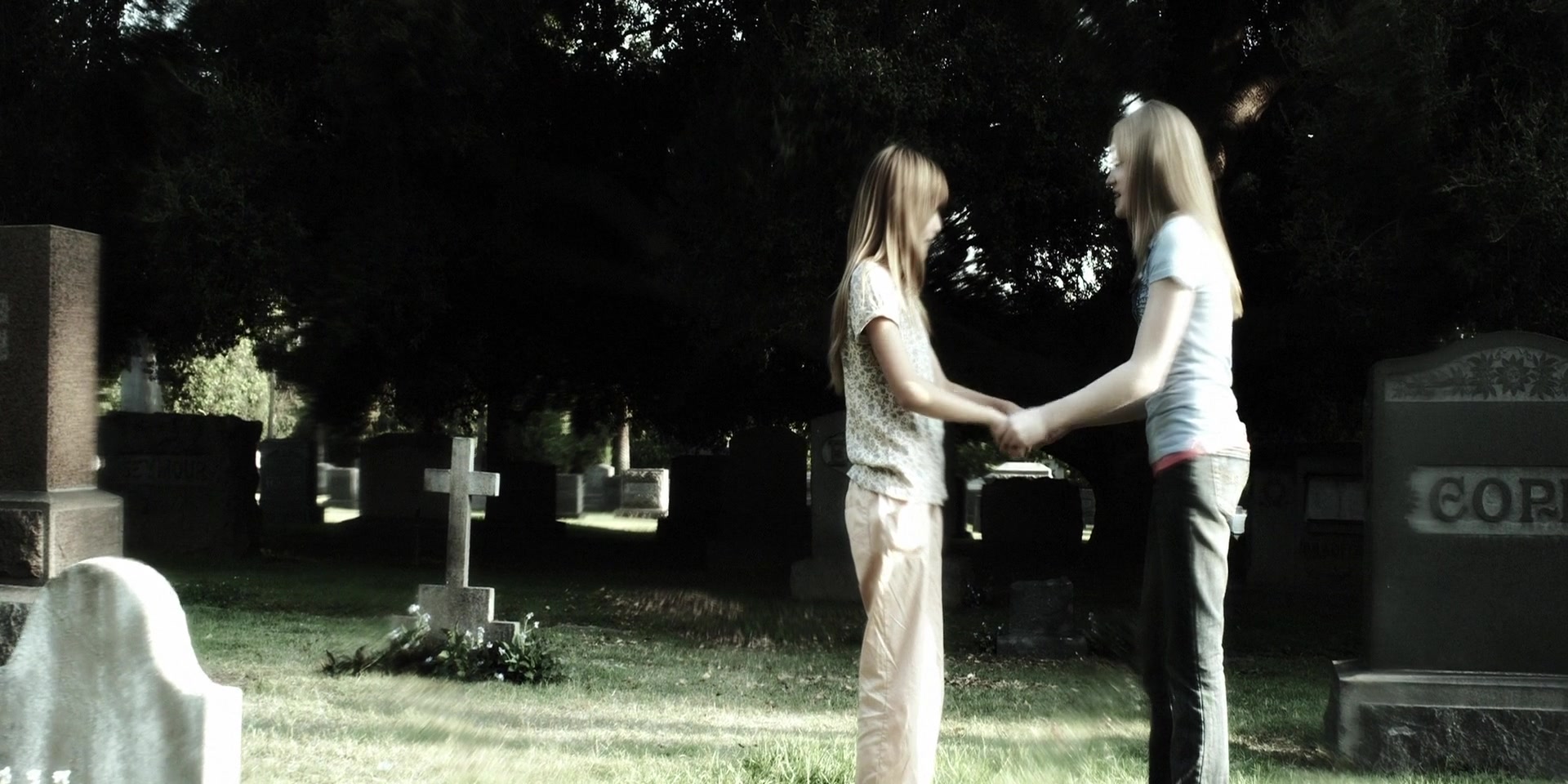 Forget_Me_Not_2009_1080p_BTD_002763.jpg