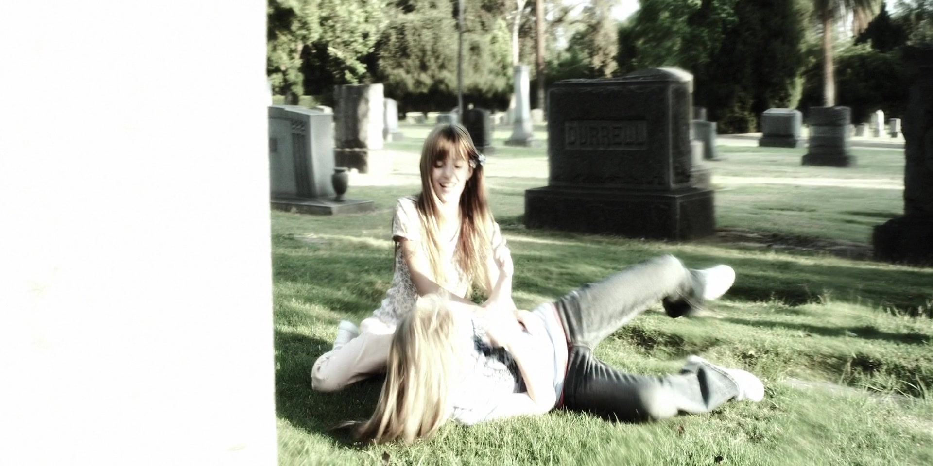 Forget_Me_Not_2009_1080p_BTD_002863.jpg