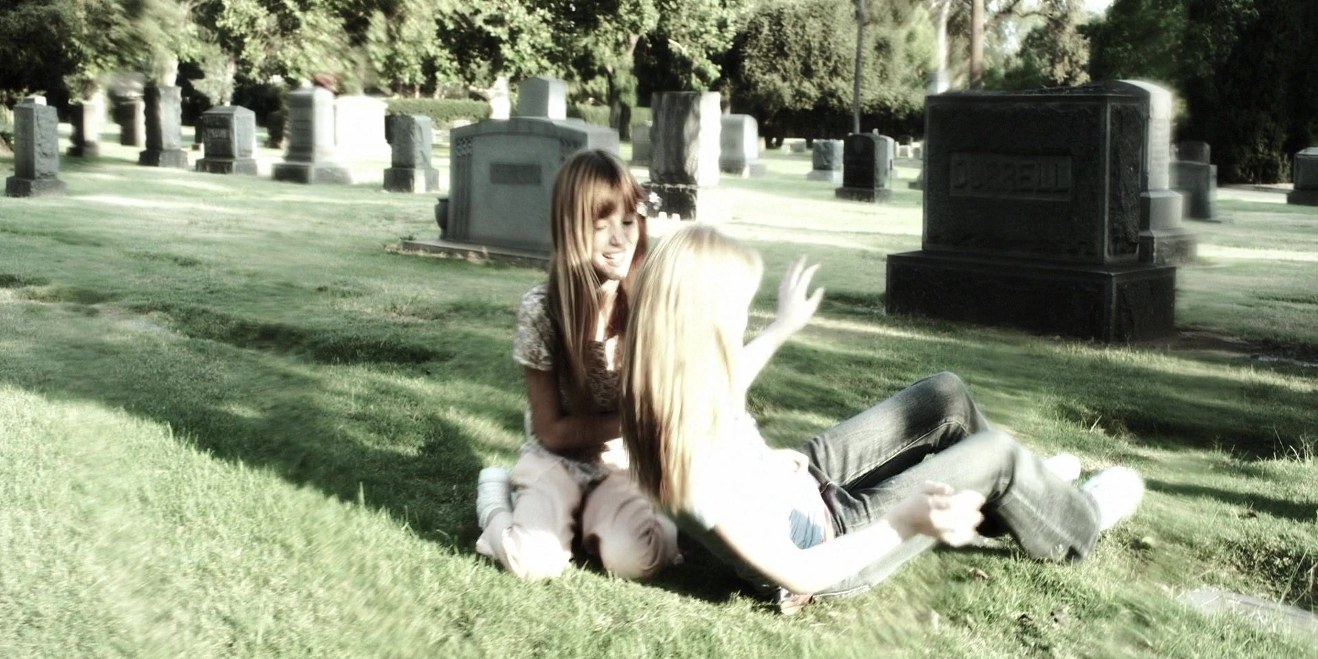 Forget_Me_Not_2009_1080p_BTD_002865.jpg