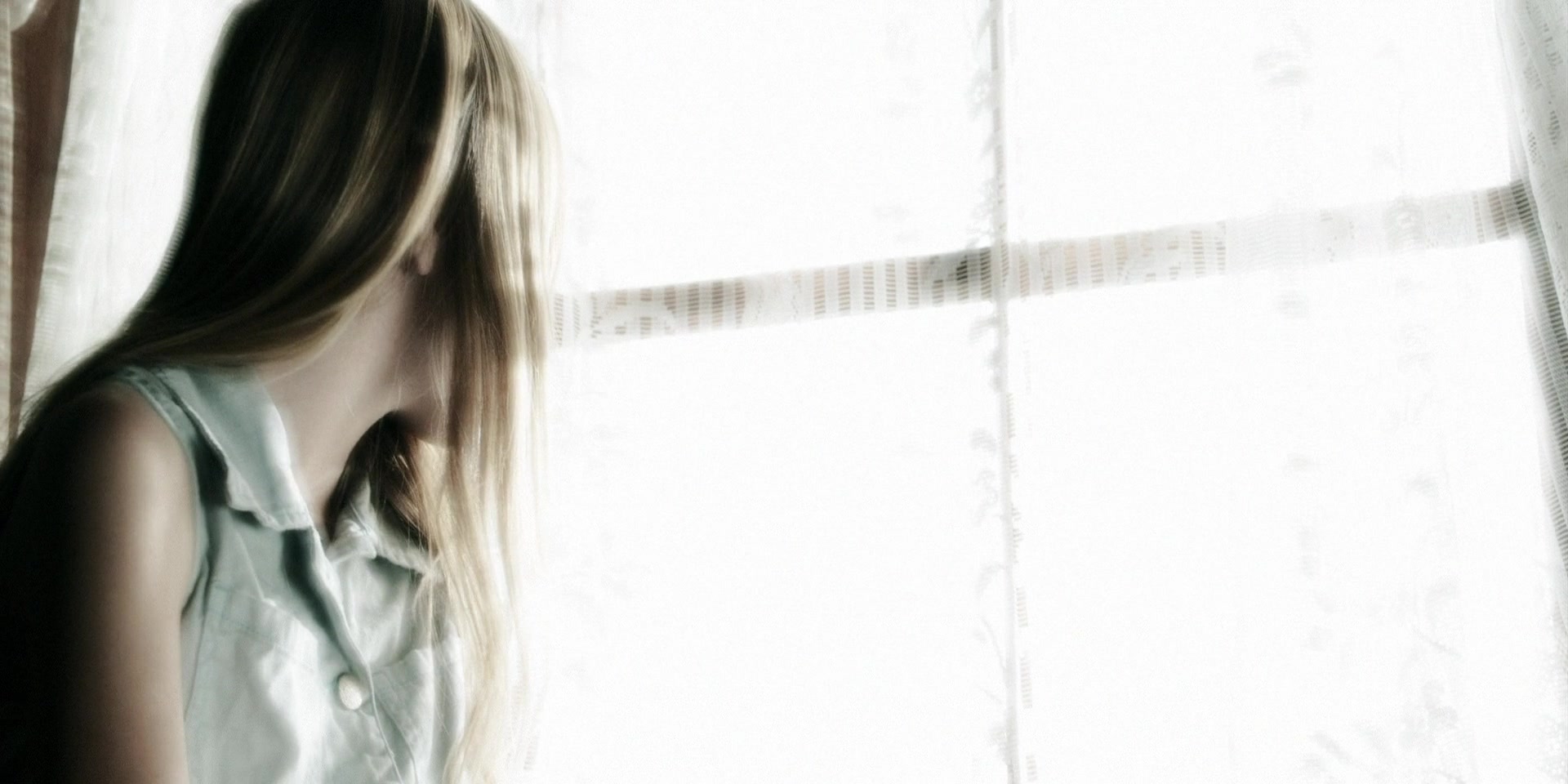 Forget_Me_Not_2009_1080p_BTD_005188.jpg