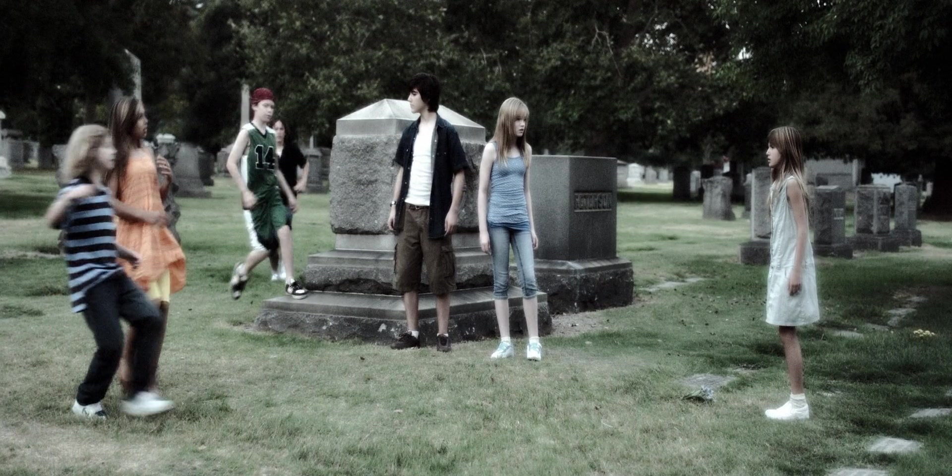 Forget_Me_Not_2009_1080p_BTD_005327.jpg