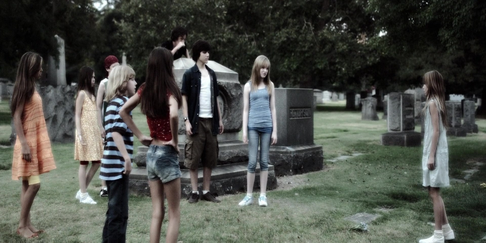 Forget_Me_Not_2009_1080p_BTD_005337.jpg