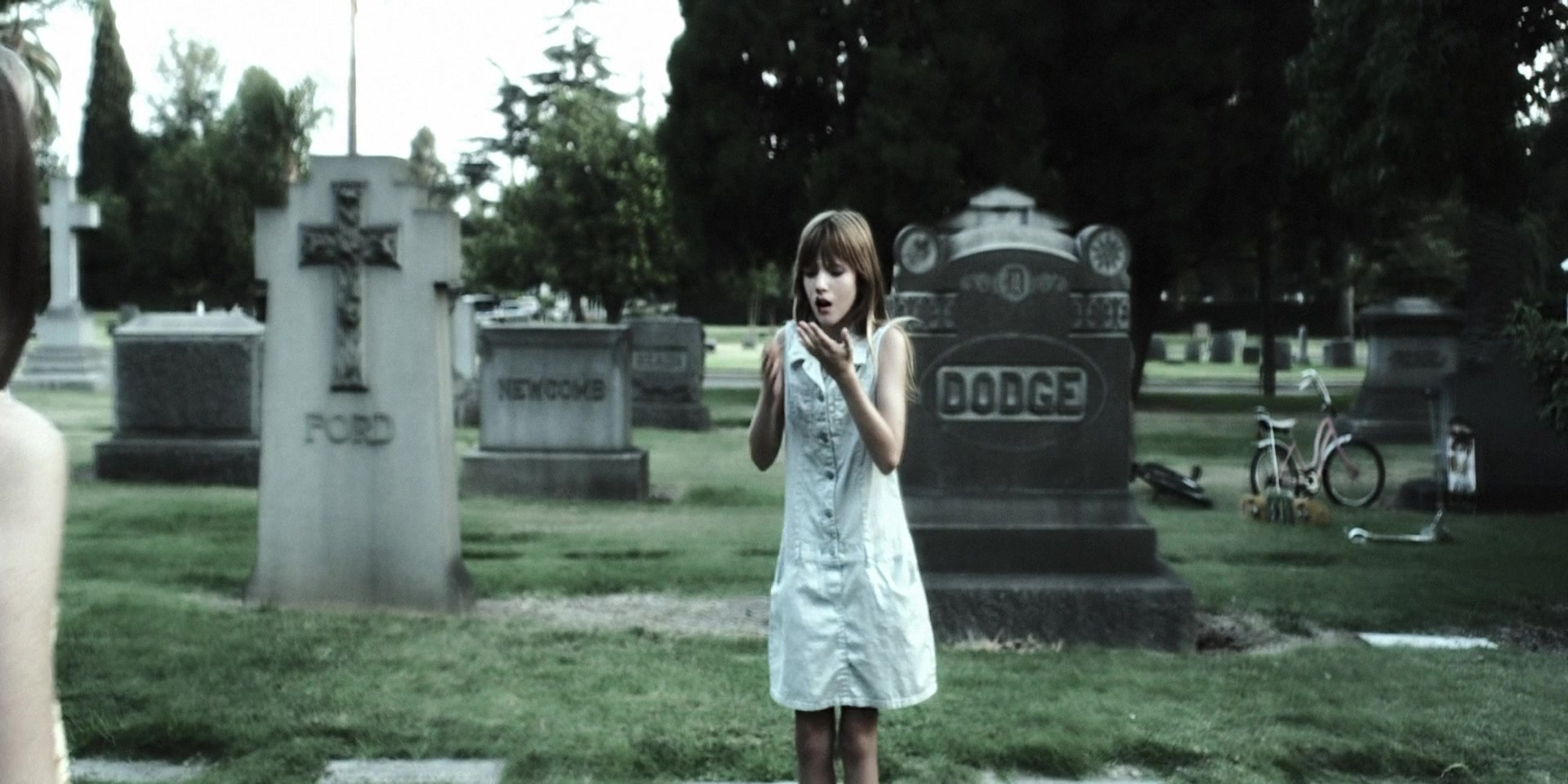 Forget_Me_Not_2009_1080p_BTD_005367.jpg Forget_Me_Not_2009_1080p_BTD_005367.jpg