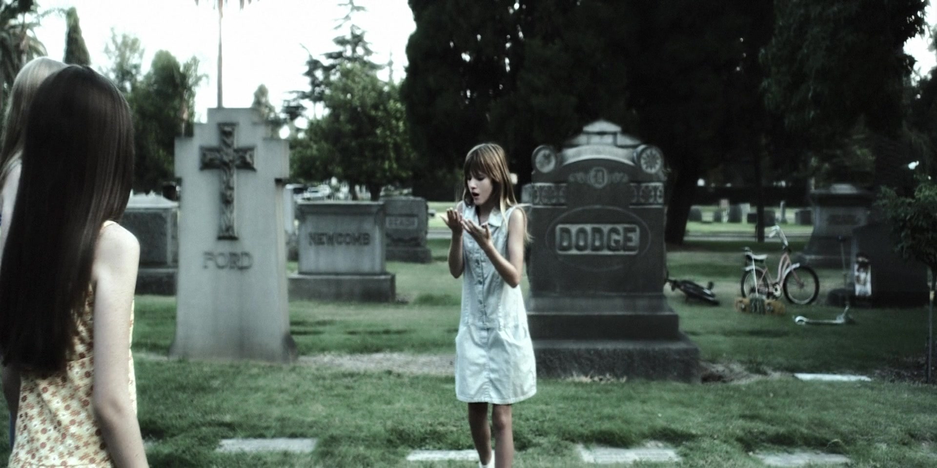 Forget_Me_Not_2009_1080p_BTD_005369.jpg Forget_Me_Not_2009_1080p_BTD_005369.jpg