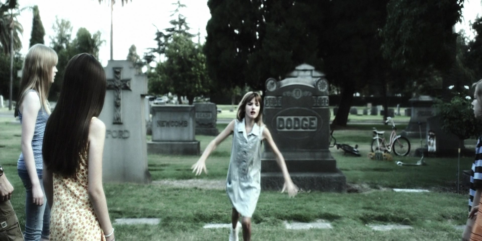 Forget_Me_Not_2009_1080p_BTD_005371.jpg