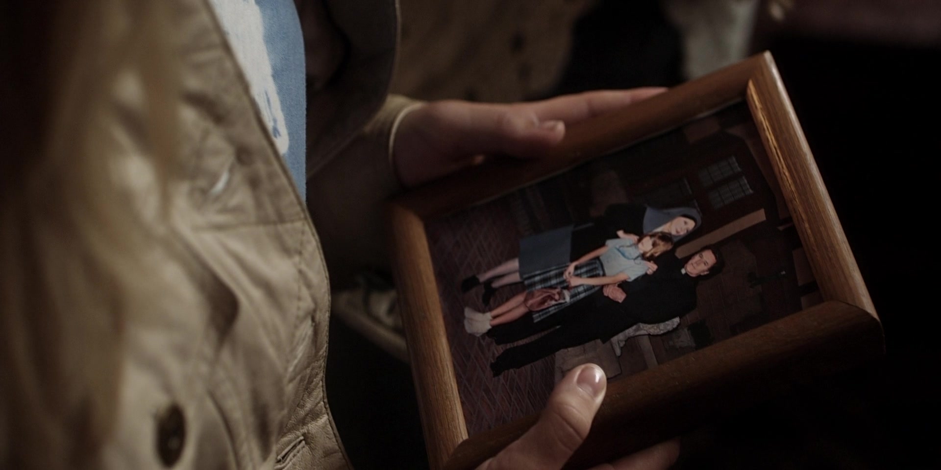 Forget_Me_Not_2009_1080p_BTD_010600.jpg Forget_Me_Not_2009_1080p_BTD_010600.jpg