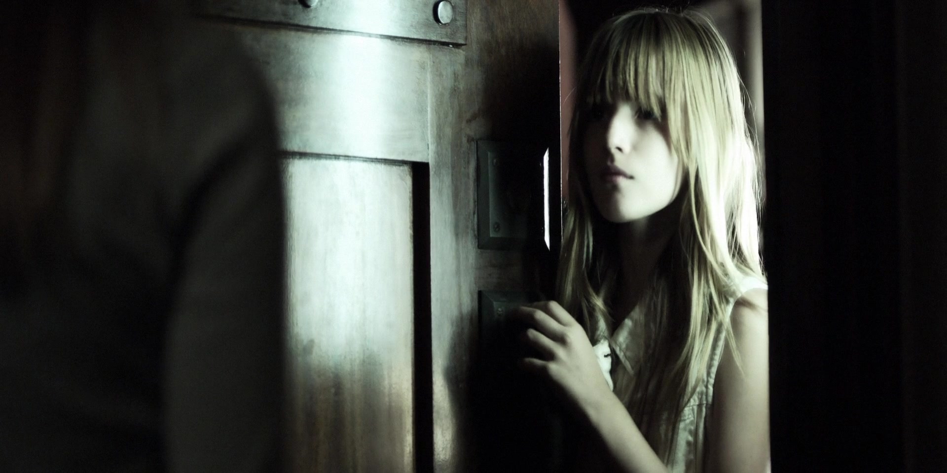 Forget_Me_Not_2009_1080p_BTD_012417.jpg