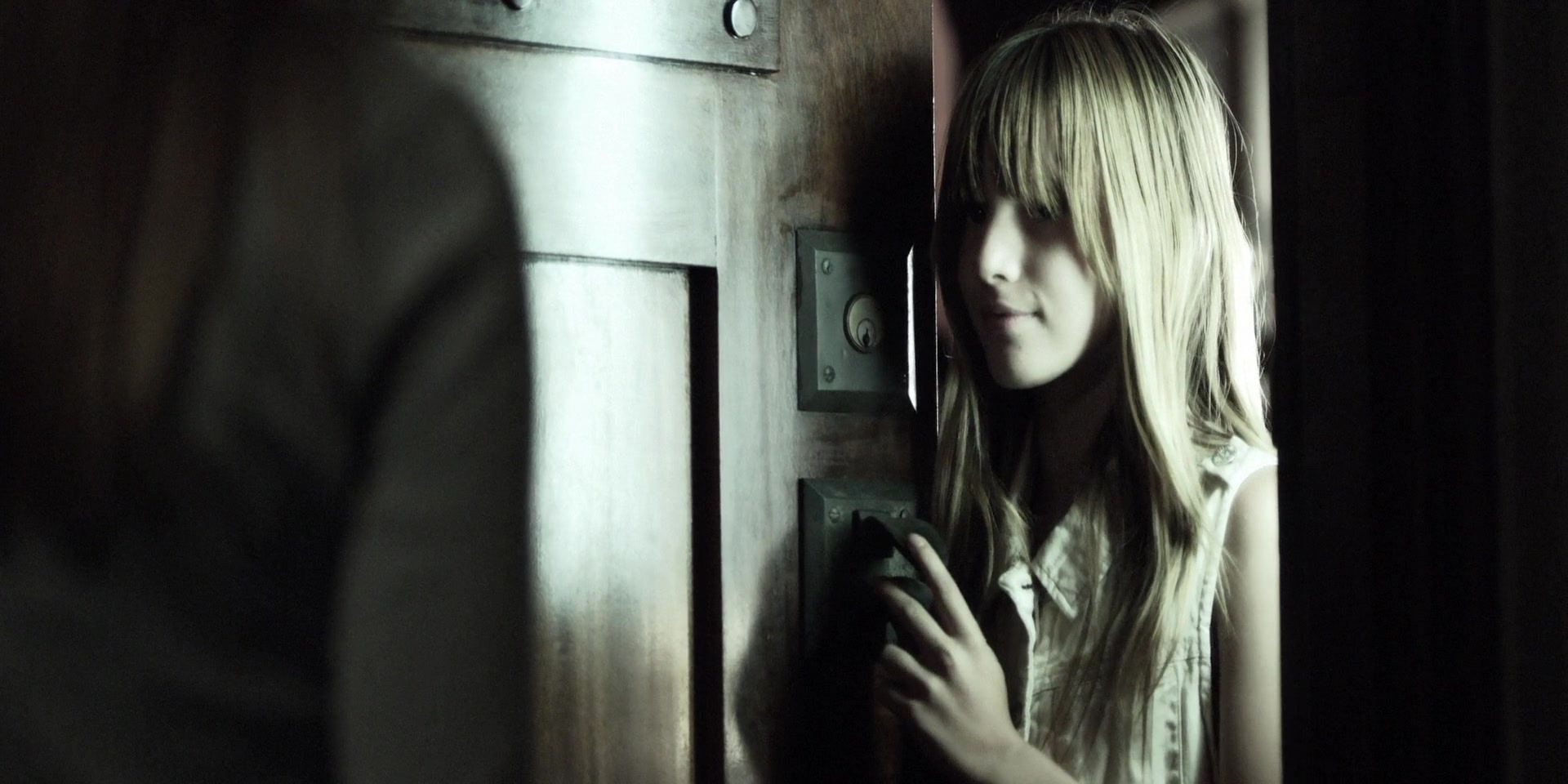 Forget_Me_Not_2009_1080p_BTD_012433.jpg