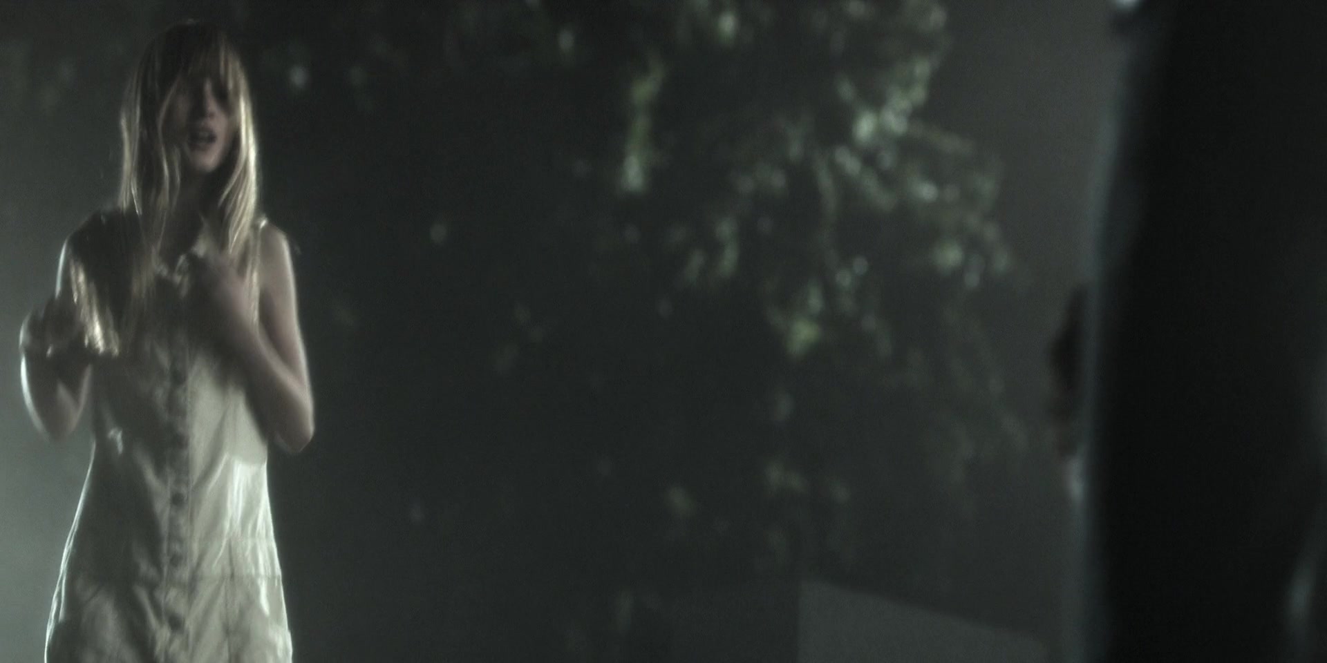 Forget_Me_Not_2009_1080p_BTD_012556.jpg