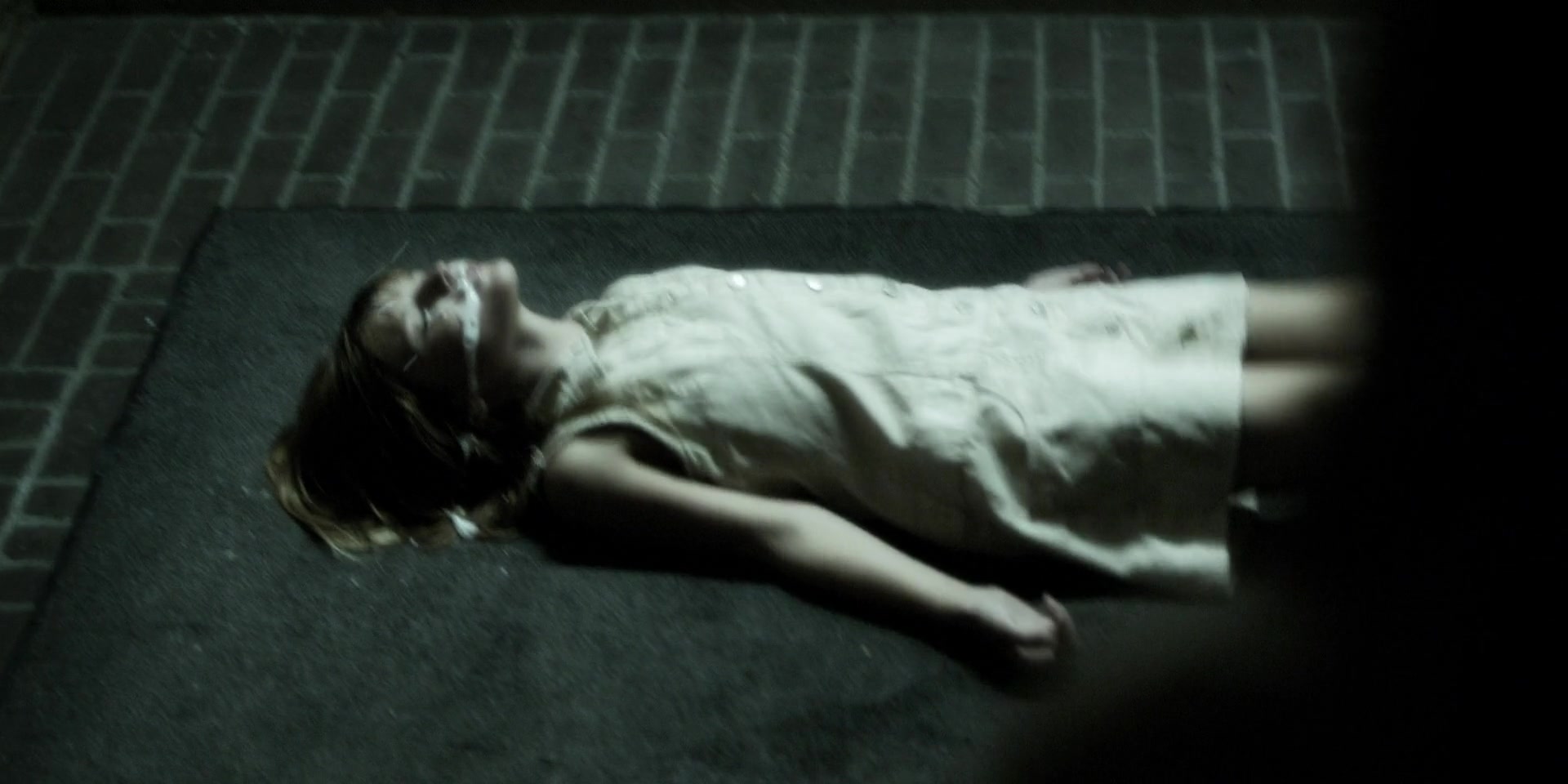 Forget_Me_Not_2009_1080p_BTD_012648.jpg