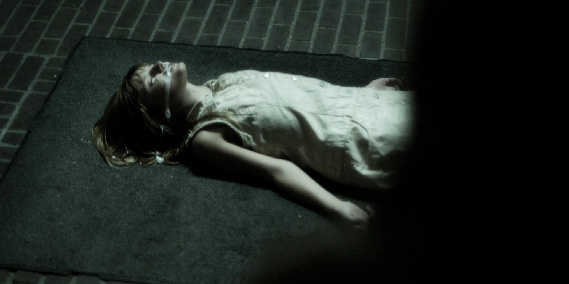 Forget_Me_Not_2009_1080p_BTD_012650.jpg